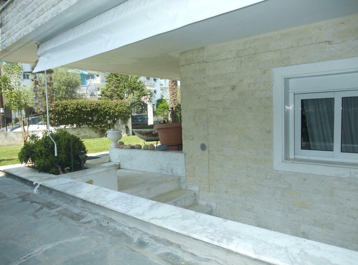 A Majestic Elegant House With A Garden Apartment Peraia  Exterior photo