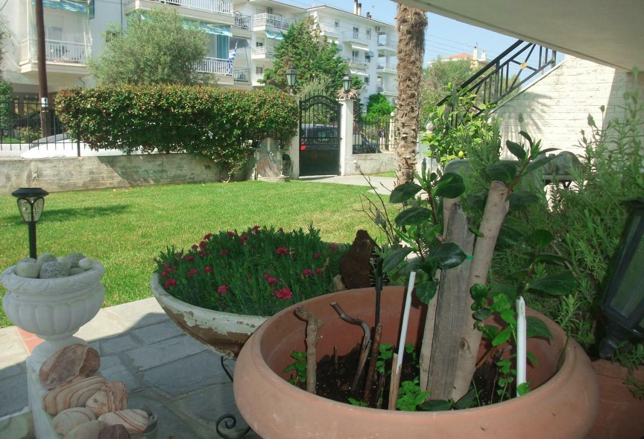 A Majestic Elegant House With A Garden Apartment Peraia  Exterior photo